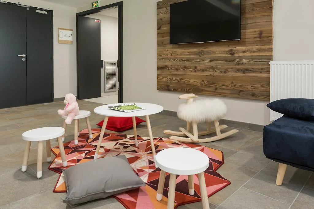 **** Апарт-отель Residence Prestige Odalys Isatis Шамони Франция